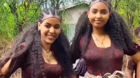 VIRAL ETHIOPIAN Dance #Amhara #አማራ #ወሎ_ዐማራ_ባህል_ልብስ #amhara_cultural_clothing #eskista #እስክሰታ