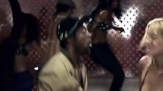 The Black Eyed Peas - I Gotta Feeling (Official Music Video)