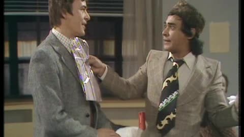 MIND YOUR LANGUAGE S01E03 - A Fate Worse than Death