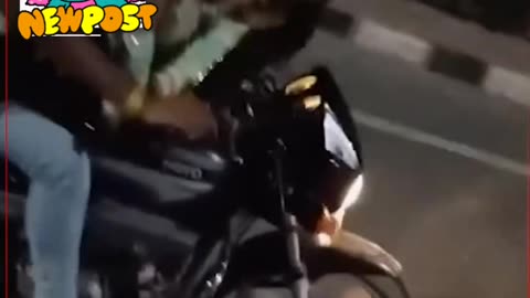 VIDEO: Romance on a bike!