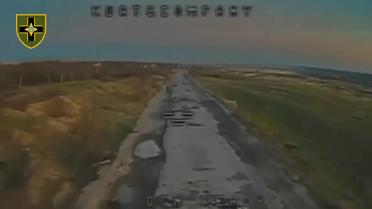 🔥 A grandiose blow-up of a Russian motorcycle with its banzai rider in the Kostyantynivka