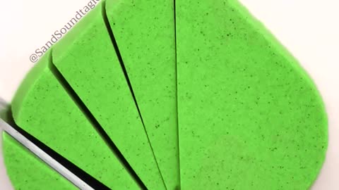 Cutting & Poking a Kinetic Sand Heart 3 – Pure ASMR Bliss