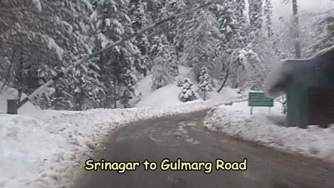 08-Srinagar to Gulmarg Road View