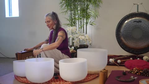 Viola Rose Sound-Bath (vocals, crystal bowls and shruti box)