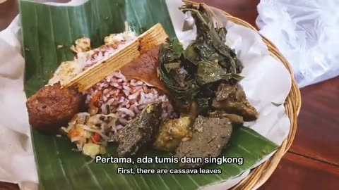 Suckling Pig Under $2 in Solo – Babi Guling Bli Kadek Worth Every Bite