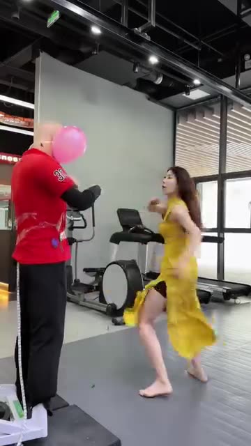 Flagstaff Kick new moves new costumed of Ms Nancy Lee