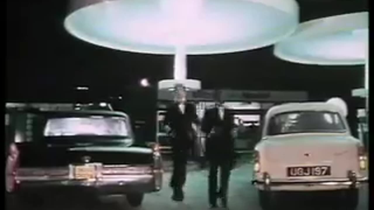 Ian Dury and The Blockheads - Sueperman's Big Sister