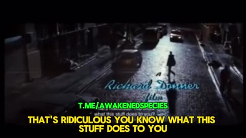They just don't make movies like this anymore. Conspiracy theory movie from 1990s!!!