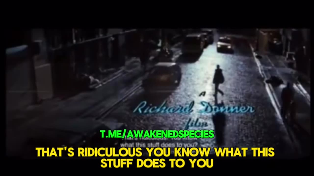 They just don't make movies like this anymore. Conspiracy theory movie from 1990s!!!