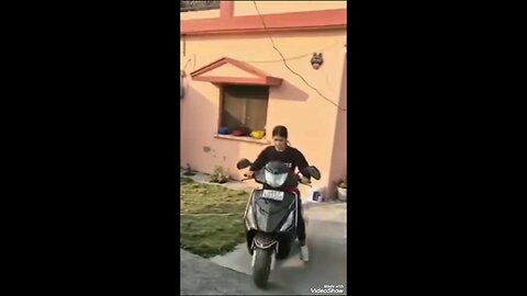 Kitni cute Ladki Hai