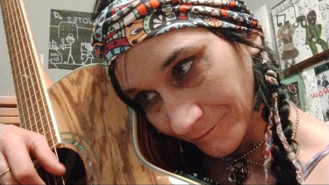 Orig NewMusic -NewSongs actually 2 Just jen Aka:Angel of Authenticity *Live: Atop MC shop.