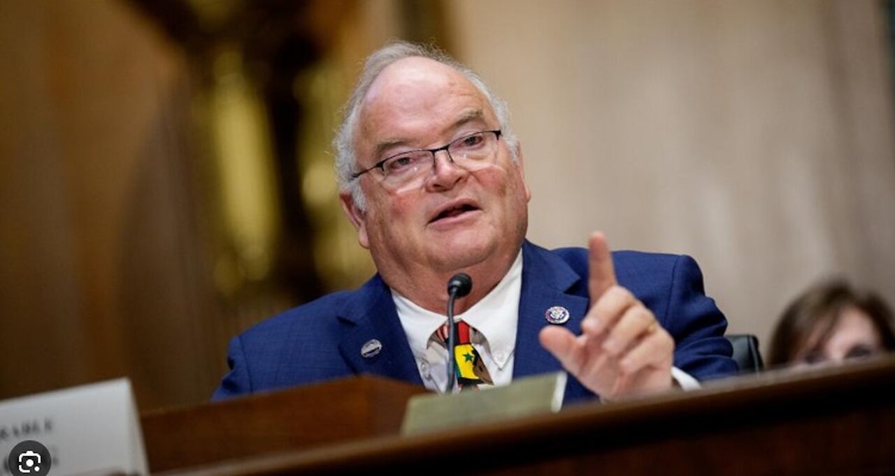 Trump to Replace IRS Commissioner Billy Long