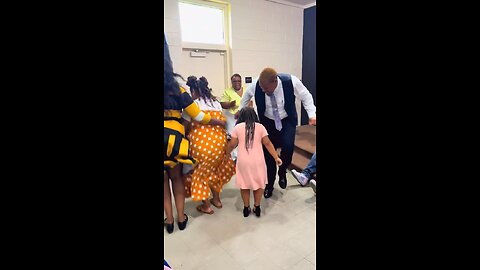 Happy Tuesday #praisebreak 💃🏽💃🏽🕺🏾