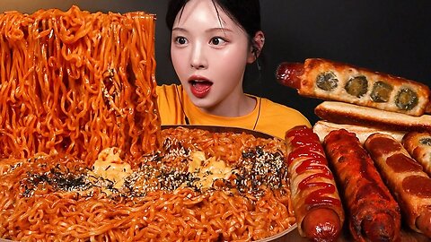 Spicy Buldak Ramen with Pepperoni Sausage & Hot Dogs | Mukbang ASMR