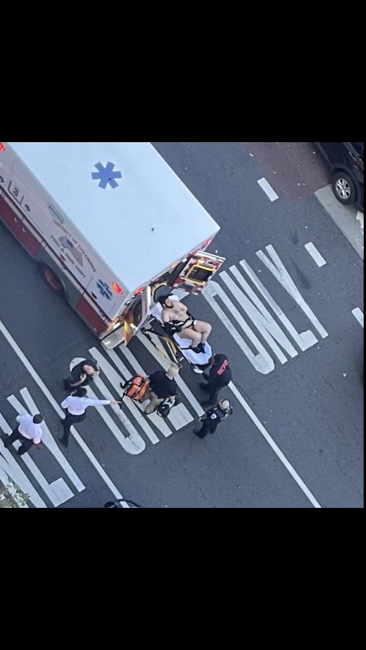 Video captures the moments immediately after the National Guard shooting in DC,