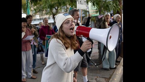 Judge Dismisses Young Climate Activists' Suit Challenging Trump on Fossil Fuels.mp4