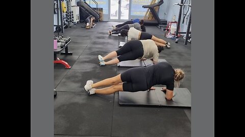 Group Fitness Class at CZ Fitness