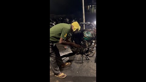 Jharkhand me dusara bhasha nahi chalega 😳