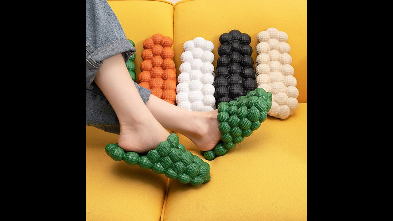 Cute & Comfortable Bubble Slippers, with Ultra-soft Sole, Breathable Design & Curved Toe (1 Pair)