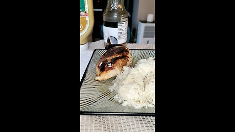 Eating Simple Truth Organic Chicken Breast, Boneless Skinless, Dbn, MI, 6/24/25