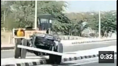 "Driver Deceased After Losing Vehicle Control Due to Heart Attack"