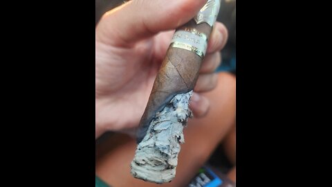 Marco V Black Sapphire Figurado Toro Cigar Review