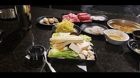 Sukiyaki Christmas at U Shabu | Unwinding Like a Japanese Office Worker in America