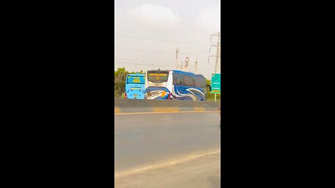 Pakistani Buses Race