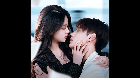 "Romantic Korean Couple Kiss 💖 | Sweet Love Moments 💋✨"