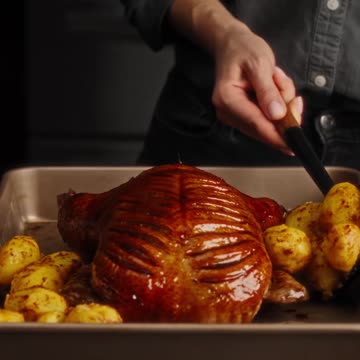 🦆 Crispy & Juicy Roast Duck – Perfect Every Time! 🔥