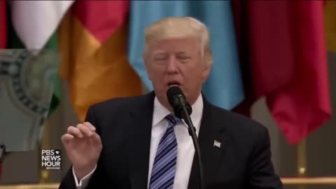 Trump Makes Entire Muslim Crowd GO QUIET With Chilling Warning on Terrorism