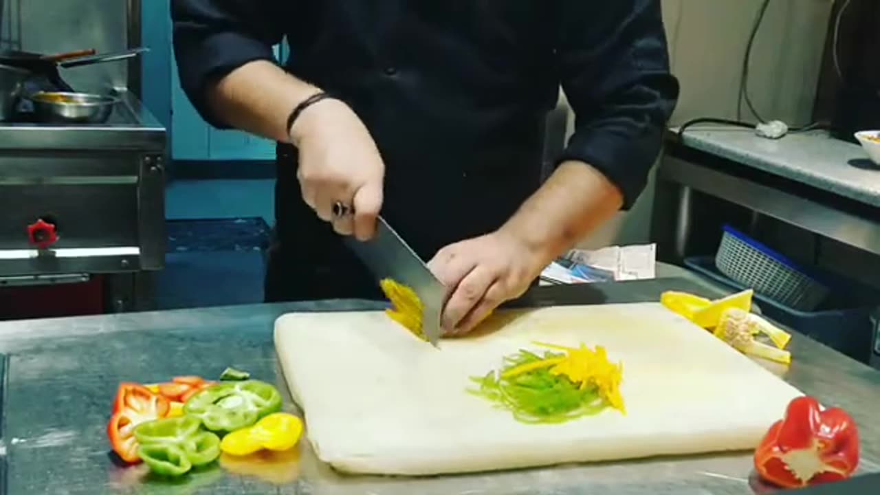 Chopping Like a Ninja! 🥷 Chef’s Knife Skills Stole the Show in the Kitchen!