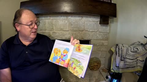 The Berenstain Bears Bless Our Gramps and Gran