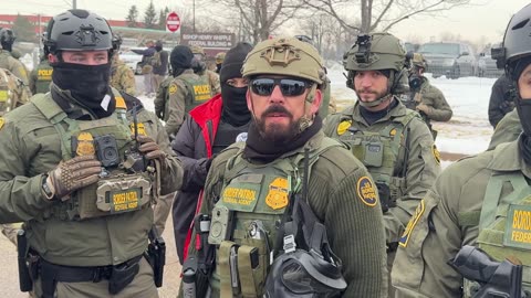 🚩 Border Patrol Asst Chief Supports First Amendment Rights