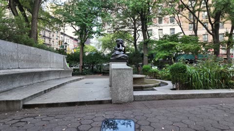 🗽 NYC Live 🔴 Walk (Chat on YouTube)