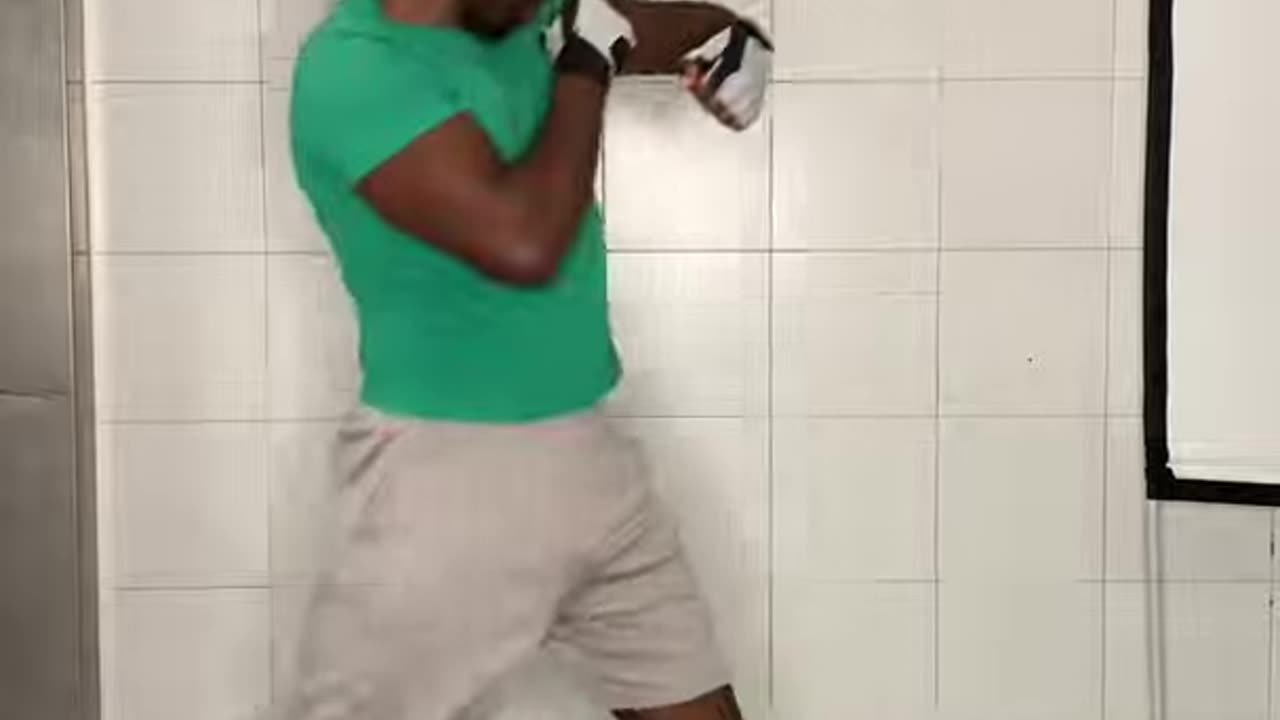 CHECK HOOK FOOTWORK DRILL GAME CHANGER! Master the Check Hook Footwork Drill for Beginners 🥊✨