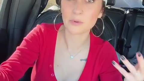 Republican Woman Reveals Why She Doesn't Feel Threatened in Public