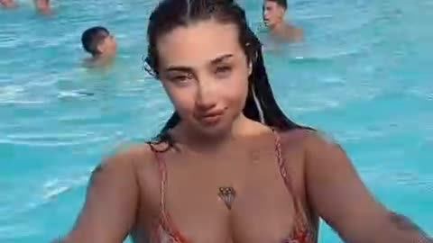 New Model Girl 2025 Livestyle