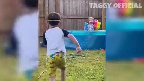 Funny video 🤣🤣🤣