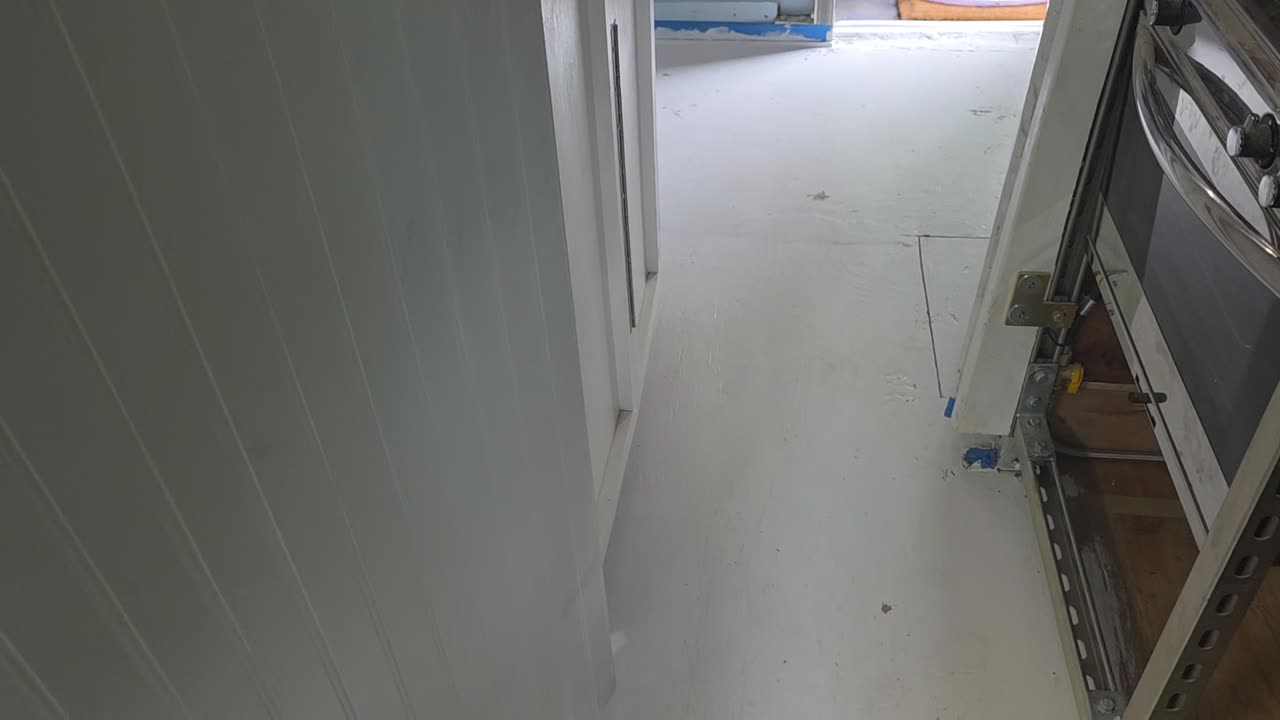 RV Rooftop Deck And Floor Prep