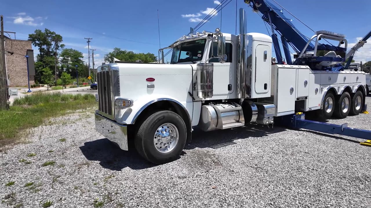 Big Tow Truck Demonstrations