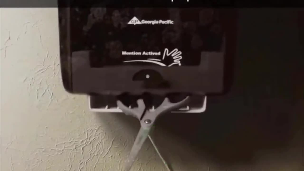 😂🤯 You Won't Believe This Rock, Paper, Scissors Move! | FunFM