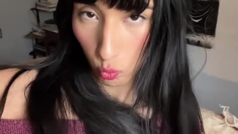 Loveable tgirl to live with you