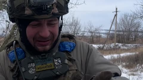 Ukrainian Soldier Befriends a Field Mouse