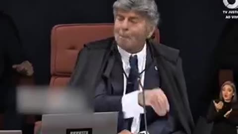 FUX HONRA A TOGA ANULA TUDO