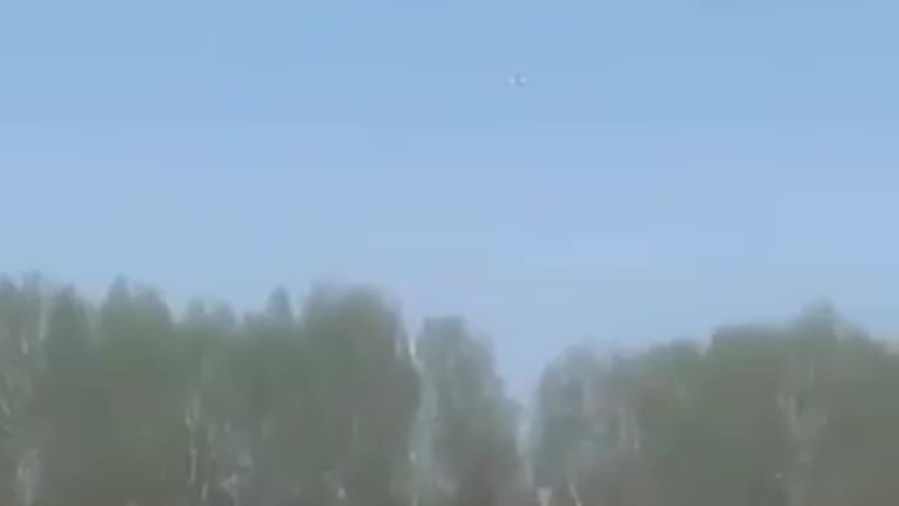 Russian SAM Completely Misses Ukrainian Drone Targeting Drone Factory in Russian Tartarstan