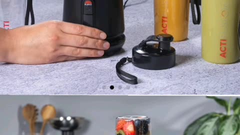 Salter Kuro Actifusion Blender Set—Your Go-To for Smoothies, Shakes & More with Powerful Blending