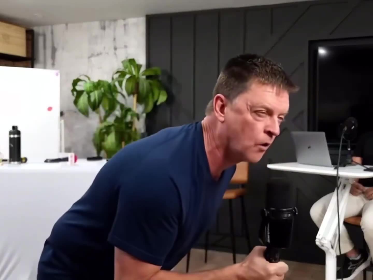 Jim Breuer rips the mind control tactics used by the fake news