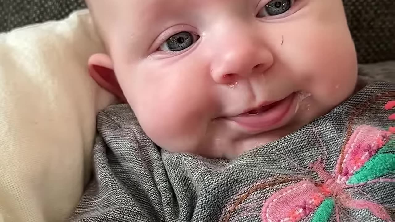 day 105 mesmerizing baby kayla eyes close-up magic