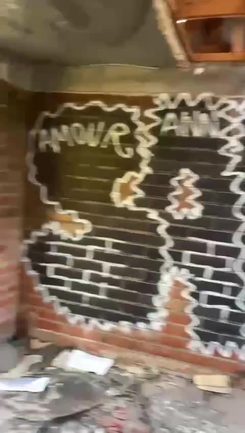 ¡ESCUCHA ESTA VOZ! Psicofonia Niño en ex Psiquiátrico El Peral